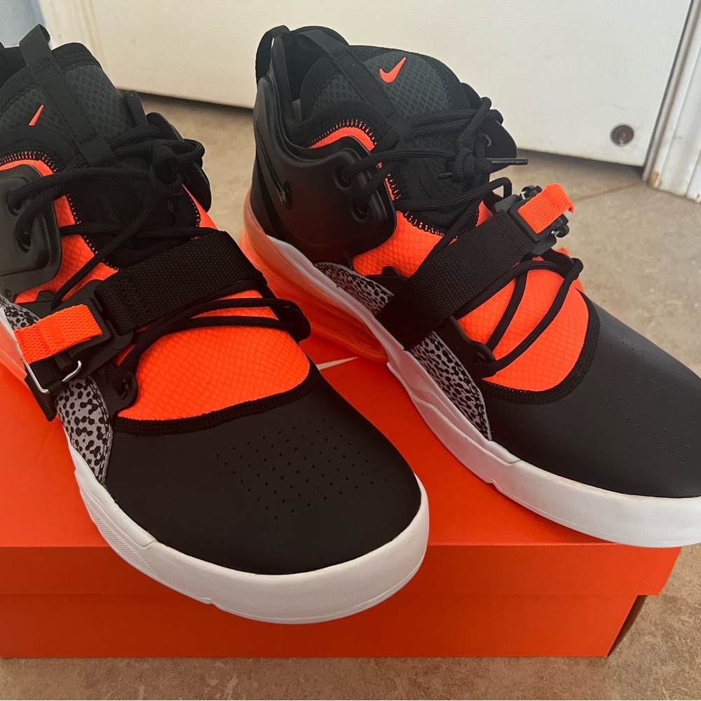 Nike Airforce 270 Utility Safari